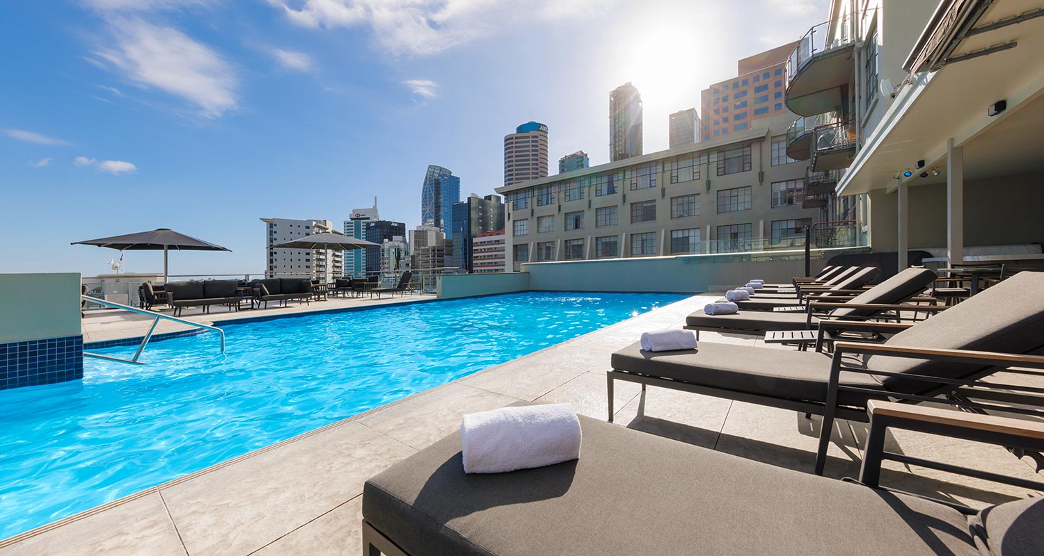 Rendezvous Heritage Auckland - rooftop pool