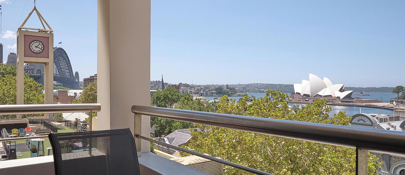 Rendezvous Hotel Sydney The Rocks - Studio King or Twin View with Balcony